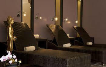 Mercure Cathedrale Hotel 4*
