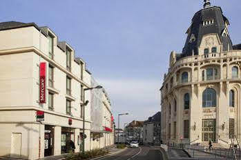 Mercure Cathedrale Hotel 4*